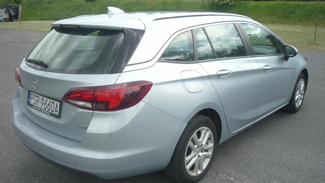 Opel Astra SPORTS TOURNER 1,6 CDTI - Automat Środa Wielkopolska - zdjęcie 5