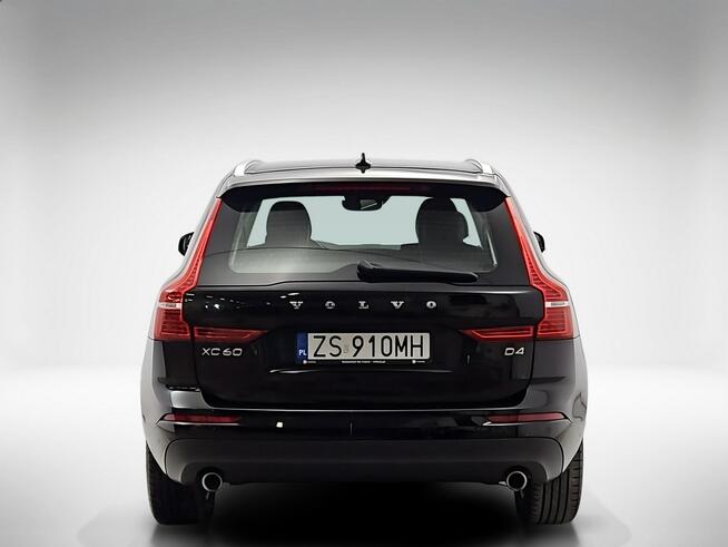 Volvo XC 60 D4 Momentum Pro aut ! Z Polskiego Salonu ! Faktura VAT ! Warszawa - zdjęcie 4