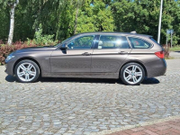 BMW 320d 184KM Modern X-Drive Jasne Skóry Navi El klapa Zare Słupca - zdjęcie 8