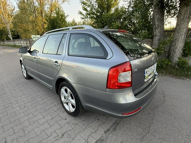 Skoda Octavia II Lift 1.6TDi 2012r Xenon Climatronic Alu Hak Nawigacja Sokołów Podlaski - zdjęcie 2