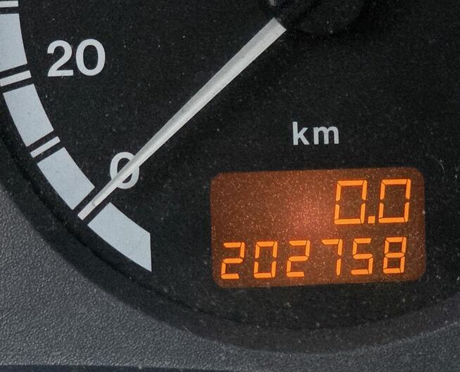 Syndyk sprzeda Opel Astra z 1999r. Toruń - zdjęcie 3