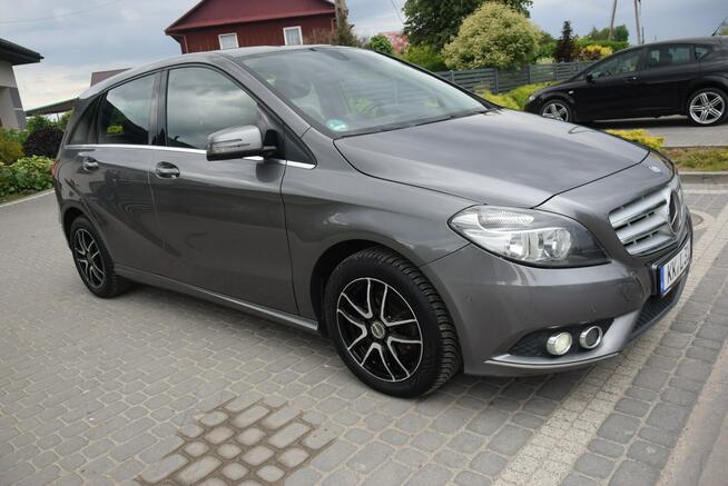 Mercedes B 180 1.5D Navi PDC Klimatronik Grzane Fotele Sprowadzony Tarnogród - zdjęcie 11