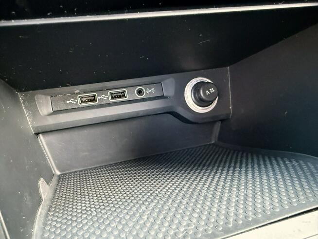 Volkswagen Touran 1,6TDi 115KM/DSG/ACC/Parktronic/7foteli/Serwis/Hak Węgrów - zdjęcie 8