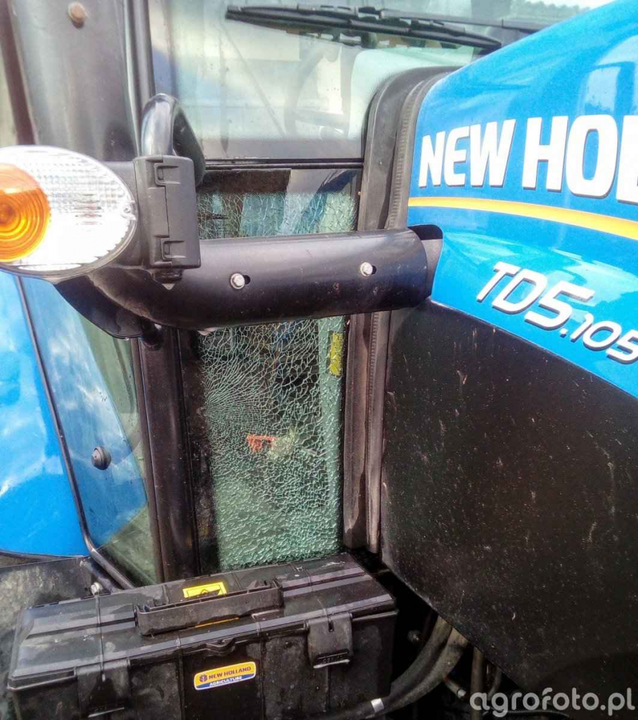 Wymiana wklejanie szyb w ciągnikach Siedlce mazowieckie Siedlce - zdjęcie 1