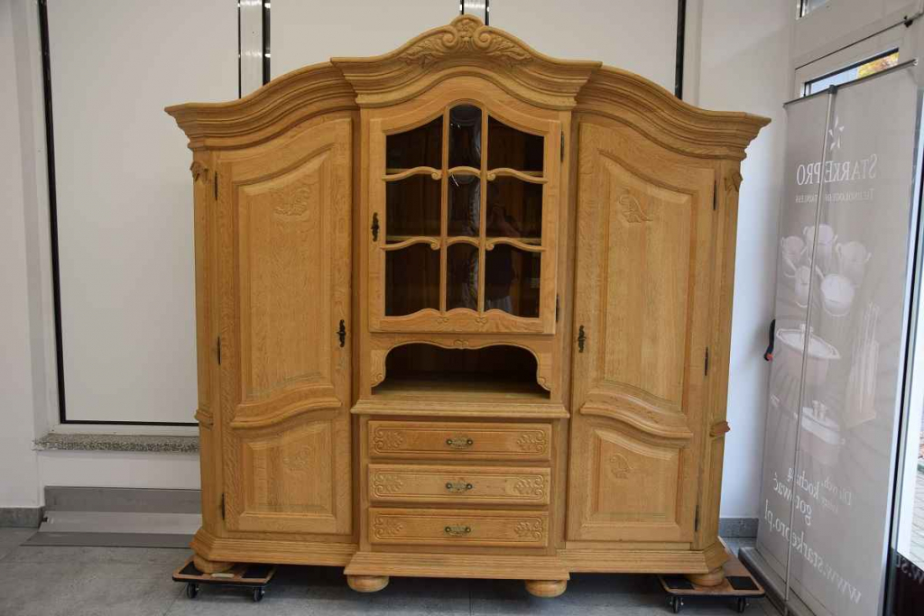 kredens z drewna dębowego - super stan Olsztyn - zdjęcie 1