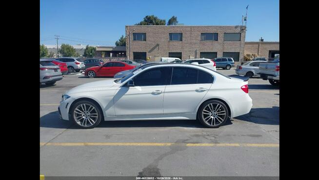 BMW 330 M-Pakiet / Bardzo zadbany / niski przebieg Tarnów - zdjęcie 7