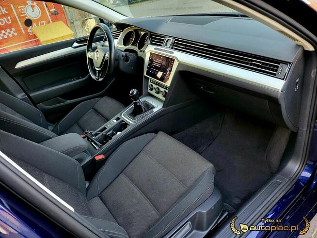 Volkswagen Passat B8 2.0 VW 2.0TDI 2019 ACC LED KAMERA MASAŻ Łódź - zdjęcie 8