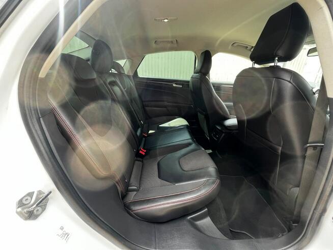 Ford Mondeo Sadlno - zdjęcie 9