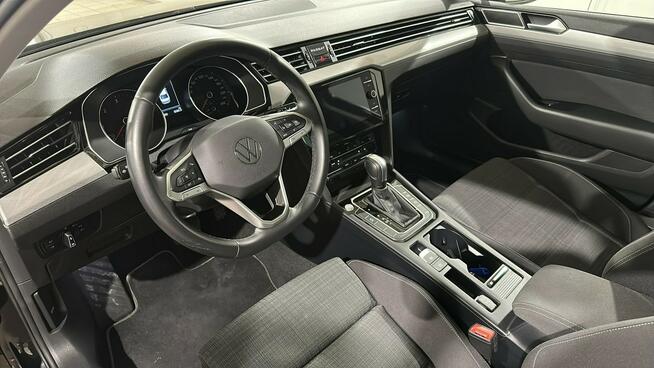 VOLKSWAGEN Passat 2.0 TDI EVO 150 KM DSG Business Swarzędz - zdjęcie 11