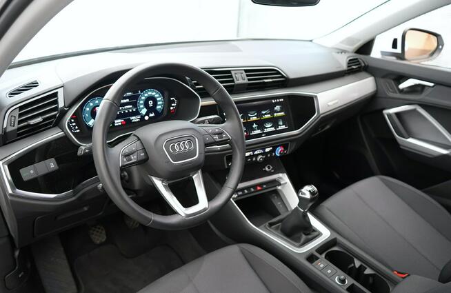 Audi Q3 35TFSI 150KM Manual Virtual Kamera MartwePole Asystenci Alu17 Kielce - zdjęcie 12