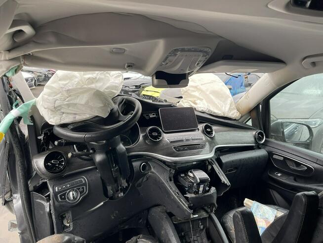 Mercedes V 300 4Matic Automat Kamery360 Wentylacja 239KM Gliwice - zdjęcie 9