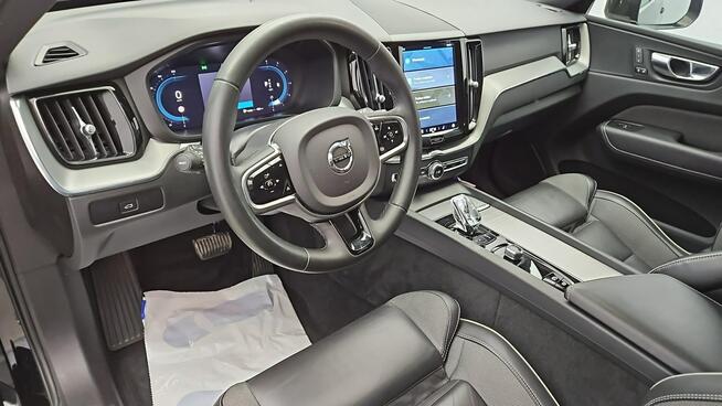 Volvo XC 60 AWD Plus Bright aut ! Z Polskiego Salonu ! Faktura VAT ! Warszawa - zdjęcie 9