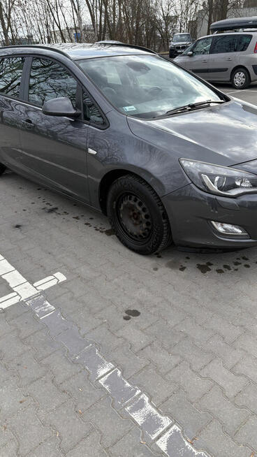 Opel Astra 2011 Szczecin - zdjęcie 3