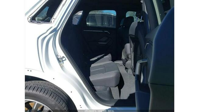 Audi Q3 / Quattro / S-Line / Virtual cockpit / Tarnów - zdjęcie 11