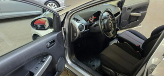 Mazda 2 ZOBACZ OPIS !! W podanej cenie roczna gwarancja Mysłowice - zdjęcie 8