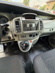 Opel Vivaro 2,0 benzyna 115 9 osobowy  klima. Łodygowice - zdjęcie 9