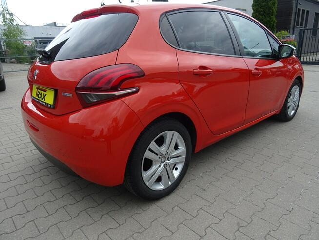 Peugeot 208 Samochód z polskiego salonu z bardzo niskim przebiegiem. Łódź - zdjęcie 7