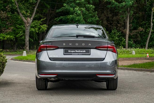 Škoda Octavia Drive Selection 1.5 TSI 150 KM DSG Łódź - zdjęcie 8