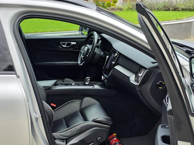 Volvo V60 B4 2.0 D 197KM R-Design / I właściciel / Serwisowany Skępe - zdjęcie 7