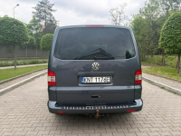 Volkswagen Multivan 7 osób Stan bdb stolik fotele kapitańskie hak Kraków - zdjęcie 8