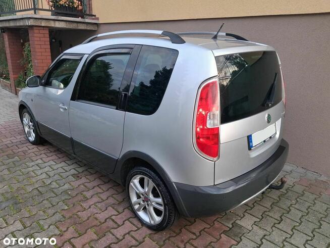 Skoda Roomster 1.6 TDI DPF Scout PLUS EDITION Chodzież - zdjęcie 2