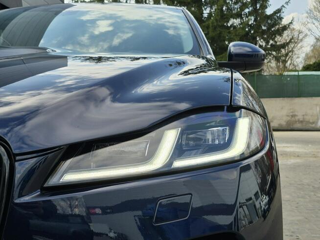 Jaguar F-PACE 2.0L  Auto 250PS SE AWD / SALON POLSKA / ASO Łódź - zdjęcie 12