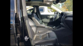 Volvo XC 40 Bogata wersja wyposażenia / AWD / B5 Częstochowa - zdjęcie 9