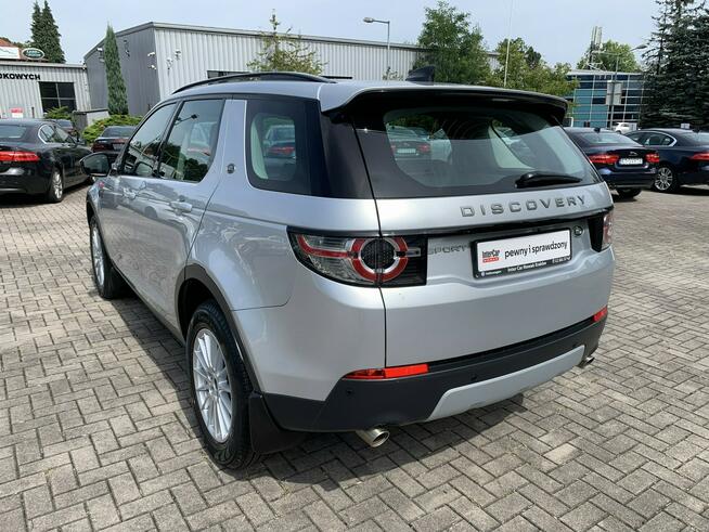 Land Rover Discovery Sport 2.0d 150 KM Kraków - zdjęcie 8