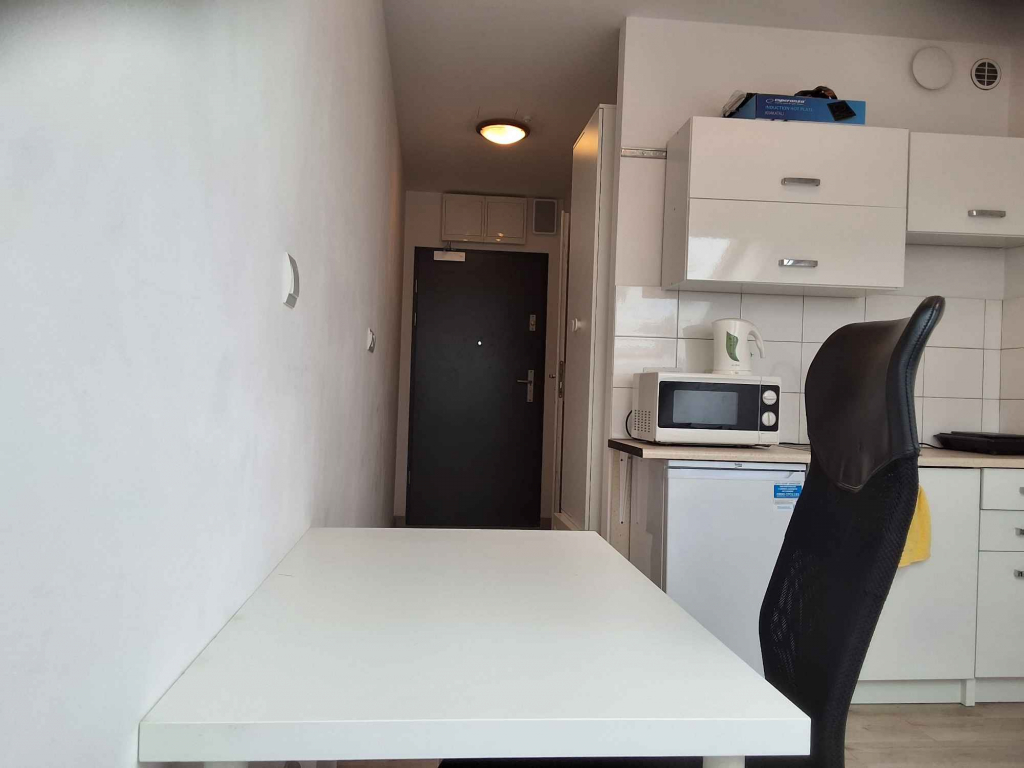 1pok, 18met, Okolice Koszarowej WINDA/2022 (Wrocław) Psie Pole - zdjęcie 4