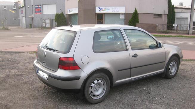 sprzedam volkswagen golf - klimatyzacja Ostrów Wielkopolski - zdjęcie 2