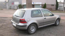 sprzedam volkswagen golf - klimatyzacja Ostrów Wielkopolski - zdjęcie 2