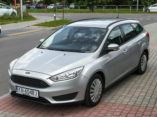 Ford Focus 1.5_Diesel_120 KM_118 tyś. km_LIFT Nowy Sącz - zdjęcie 3