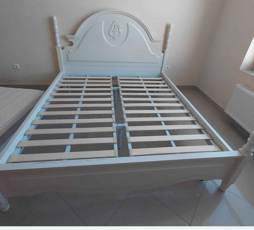 Łóżko do sypialni ze stelażem I materacem marki Bemondi Janki - zdjęcie 1