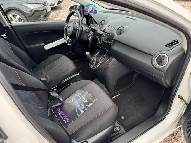 Mazda 2014 rok 1,35 benzyna 1 właścicielka z Niemiec Opłacona Szerominek - zdjęcie 9