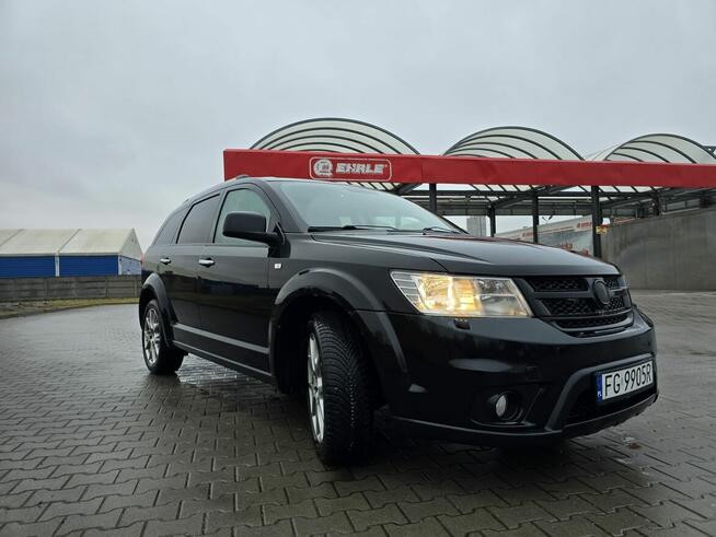 Fiat Freemont 2.0d 170KM Automat AWD Skóra 7 Os Alpine Audio Słupca - zdjęcie 2