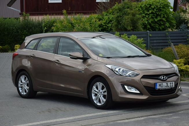 Hyundai i30 1.6D Klima Led Brązowy PDC Sprowadzony Opłacony Tarnogród - zdjęcie 1