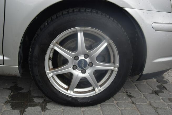 Toyota Avensis 2.0D Sprawna klima 260TYS Km Stan Bardzo Dobry Tarnogród - zdjęcie 12