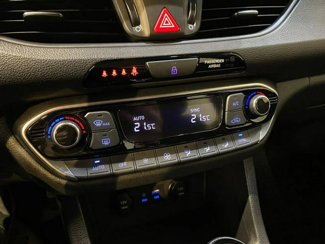 Hyundai i30 Sadlno - zdjęcie 9