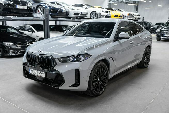 BMW X6 40i 381KM M-Sport Pro. Nowa 542.700 zł. Pneumatyka, Hak. Węgrzce - zdjęcie 10