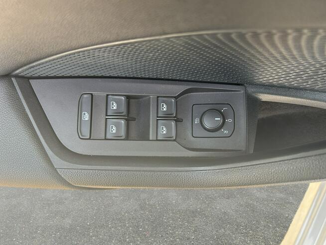 Škoda Octavia 2.0 TDI Ambition! Z Polskiego Salonu ! Faktura 23% ! Warszawa - zdjęcie 11