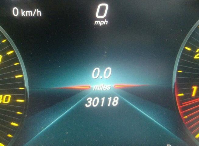 Mercedes C 300 2019, 2.0L, 4x4, po kradzieży Warszawa - zdjęcie 8