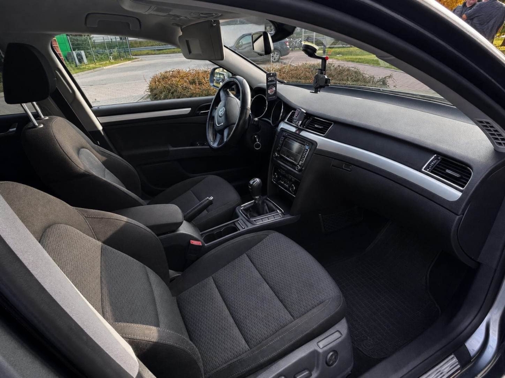 Skoda Superb Białołęka - zdjęcie 6