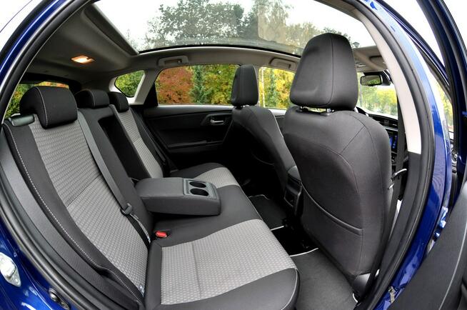 Toyota Auris 1.8 HYBRID Panorama Alkantara Navi Kamera Full Opcja_ Płock - zdjęcie 10