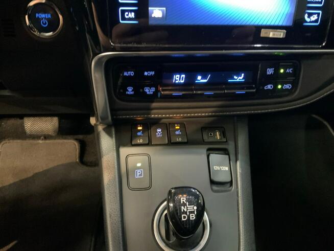 Toyota Auris Sadlno - zdjęcie 9