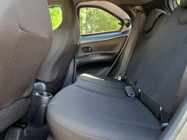 Toyota Aygo X 1.0 Benz. 72KM 2024r LED, Radar, Kamer, Niski Przebieg Tychy - zdjęcie 12