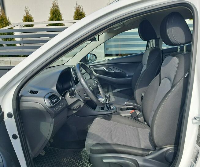 Hyundai i30 1.5 Benzyna 110 KM Cisiec - zdjęcie 11