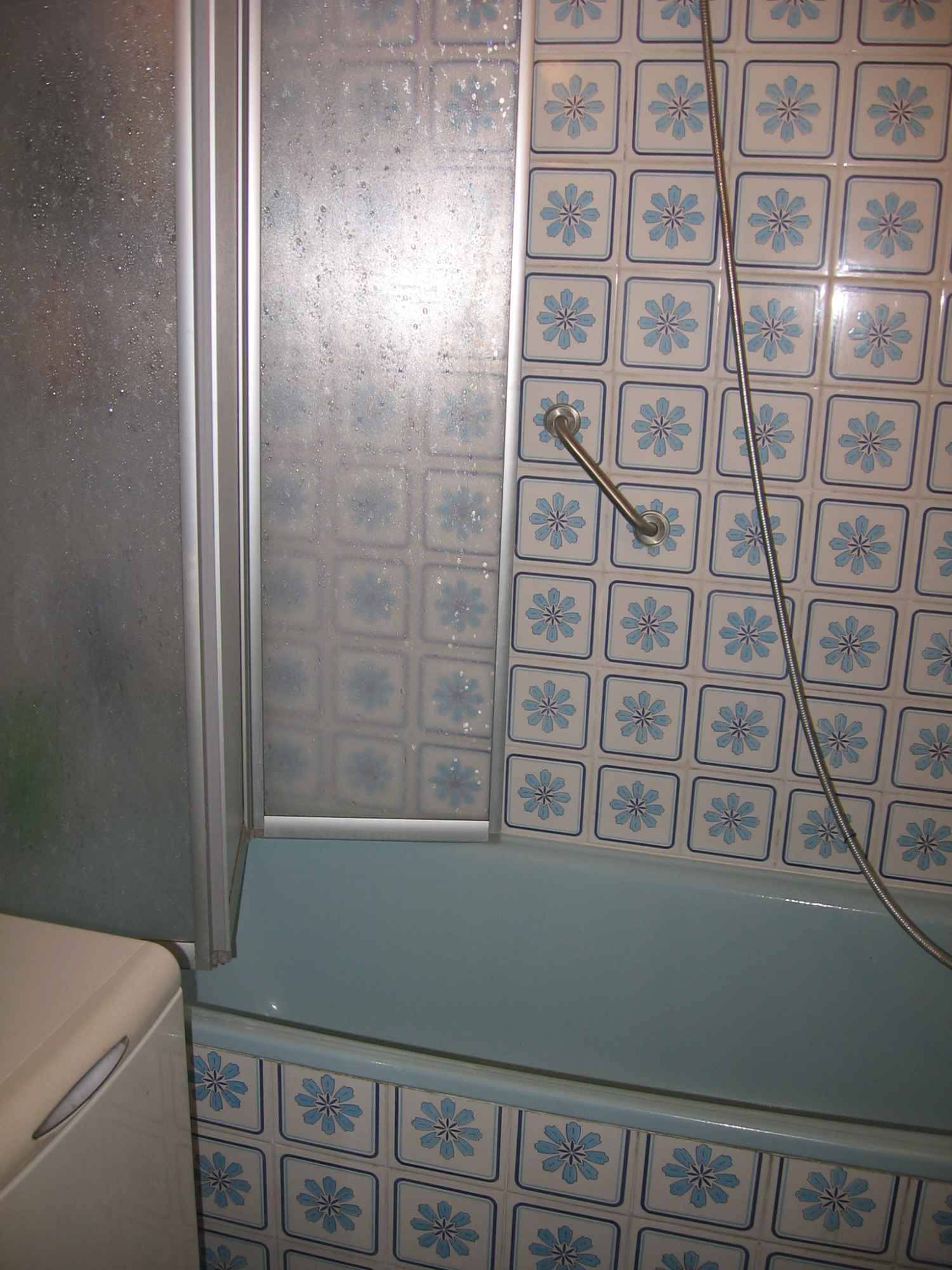 Pokój do wynajęcia 20m2 balk jasny ciepły dla 1 lub 2 kobiet z Ukrainy Krzyki - zdjęcie 5