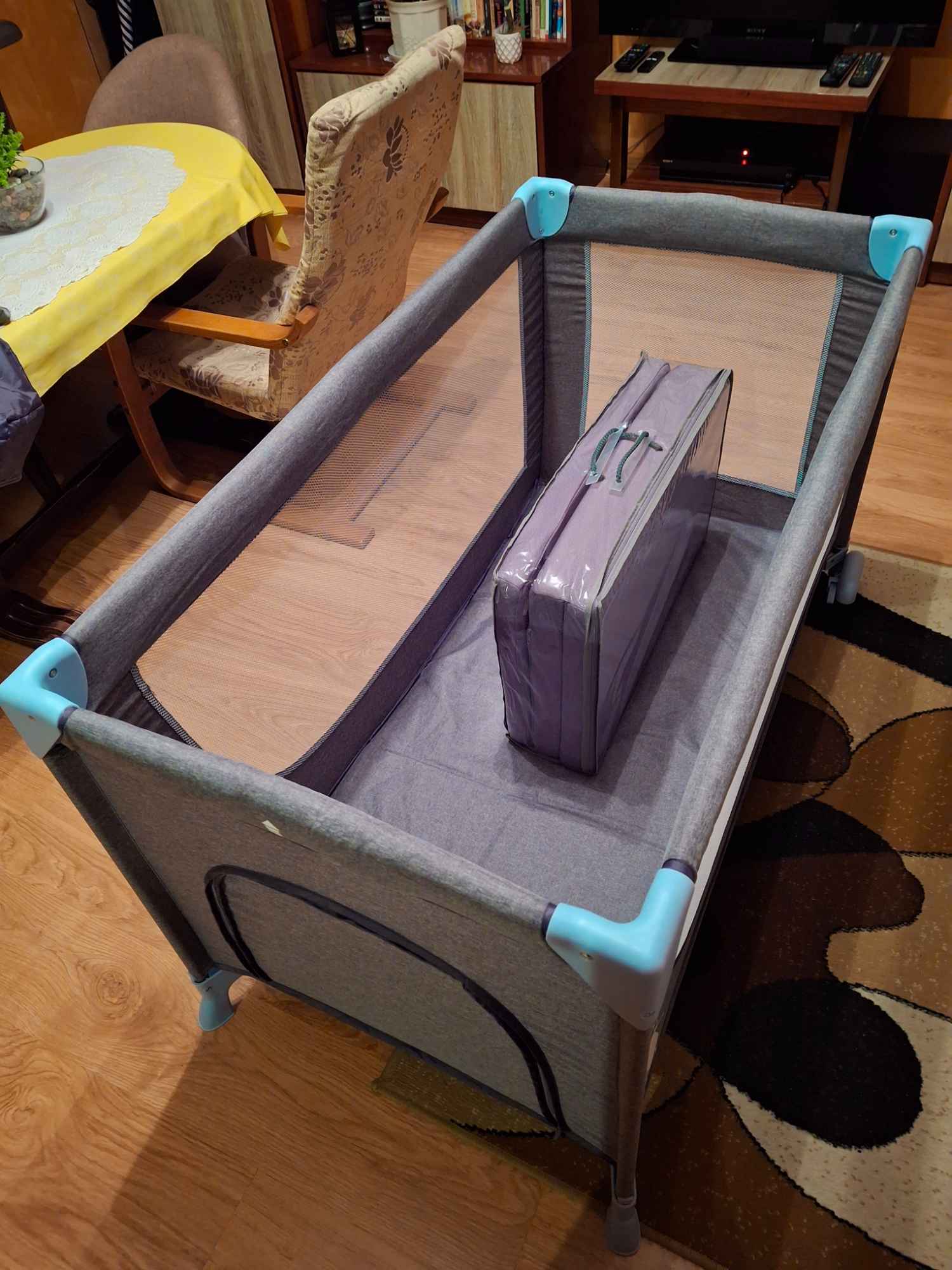 Łóżeczko turystyczne Cieszyn - zdjęcie 1