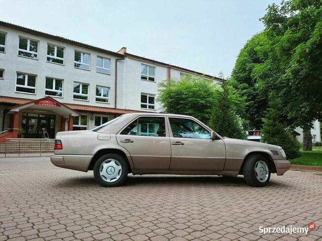 Mercedes W124 E250D ASB Staszów - zdjęcie 4