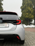 Toyota Yaris 1.5 Hybrid Head UP, Kamera, Gwarancja Tarnowskie Góry - zdjęcie 12